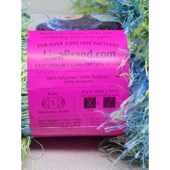 Fun fur Color 207 Art #320 Lot 118426 Polyester 57yd Yarn Multicolor - Picture 8 of 16